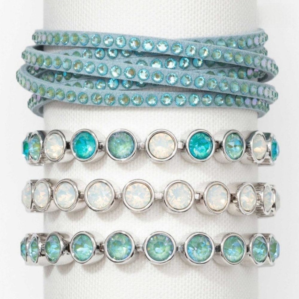 Touchstone Crystal Swarovski Glazed White Opal Ice Bracelet NIB Retired